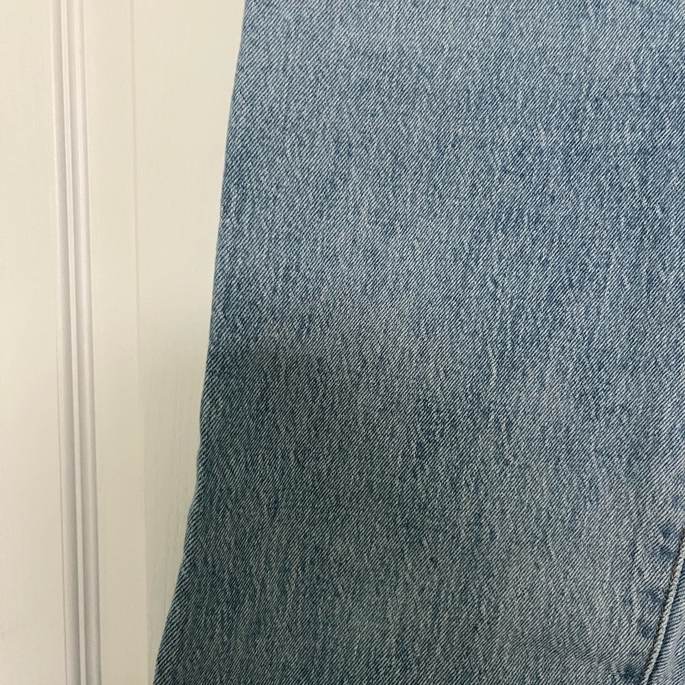 Levi’s Ribcage Straight Light Jeans - Picture 2 of 4